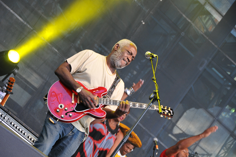 Fete de la Musique Evry 2009 - Kassav 016.jpg